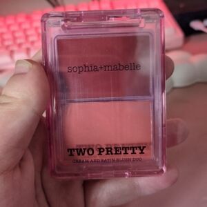 Two Pretty Blush Duo
